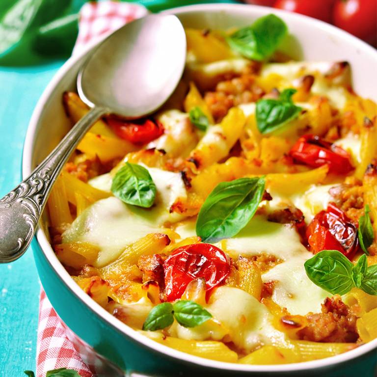 Gratin de macaroni à la bolognaise aux petits légumes Gratin de macaroni à la bolognaise aux petits légumes